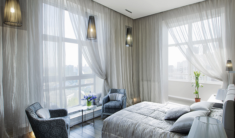 Rochelle’s Curtains & Blinds