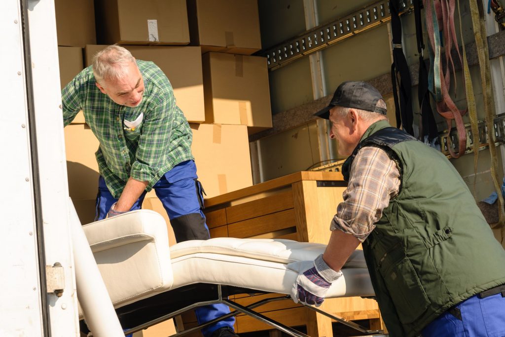 Choosing The Right Moving Services For Your Family Move