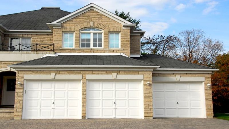 Titan Overhead Doors – Garage Doors In Winnipeg