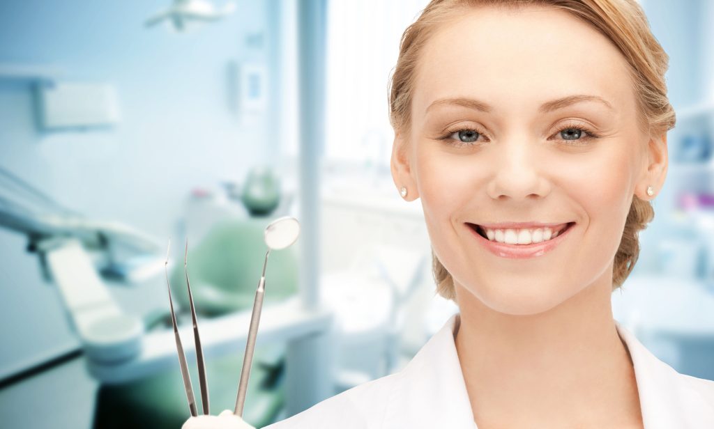 Discover Expert Dental Implants in Pembroke Pines at Dental Clinique