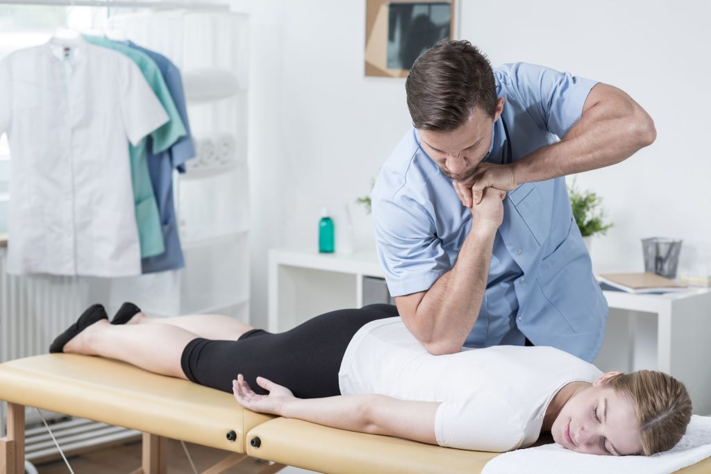Connect with Hands-On Health Care & Chiropractic – Reliable Back Pain Treatment in Tarpon Springs FL