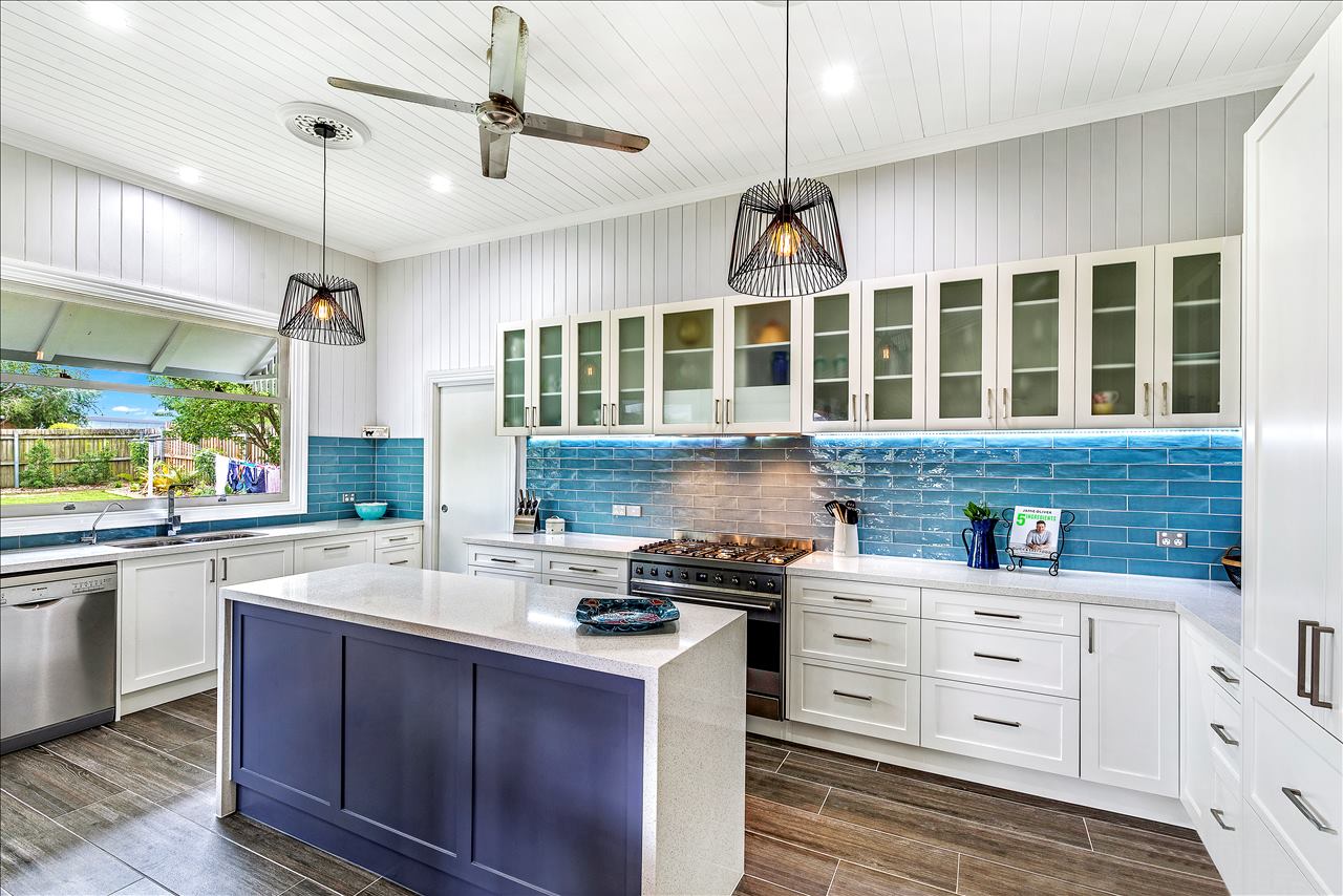 Explore Our Luxurious Kitchens Design in Harpenden At Audus Kitchens.